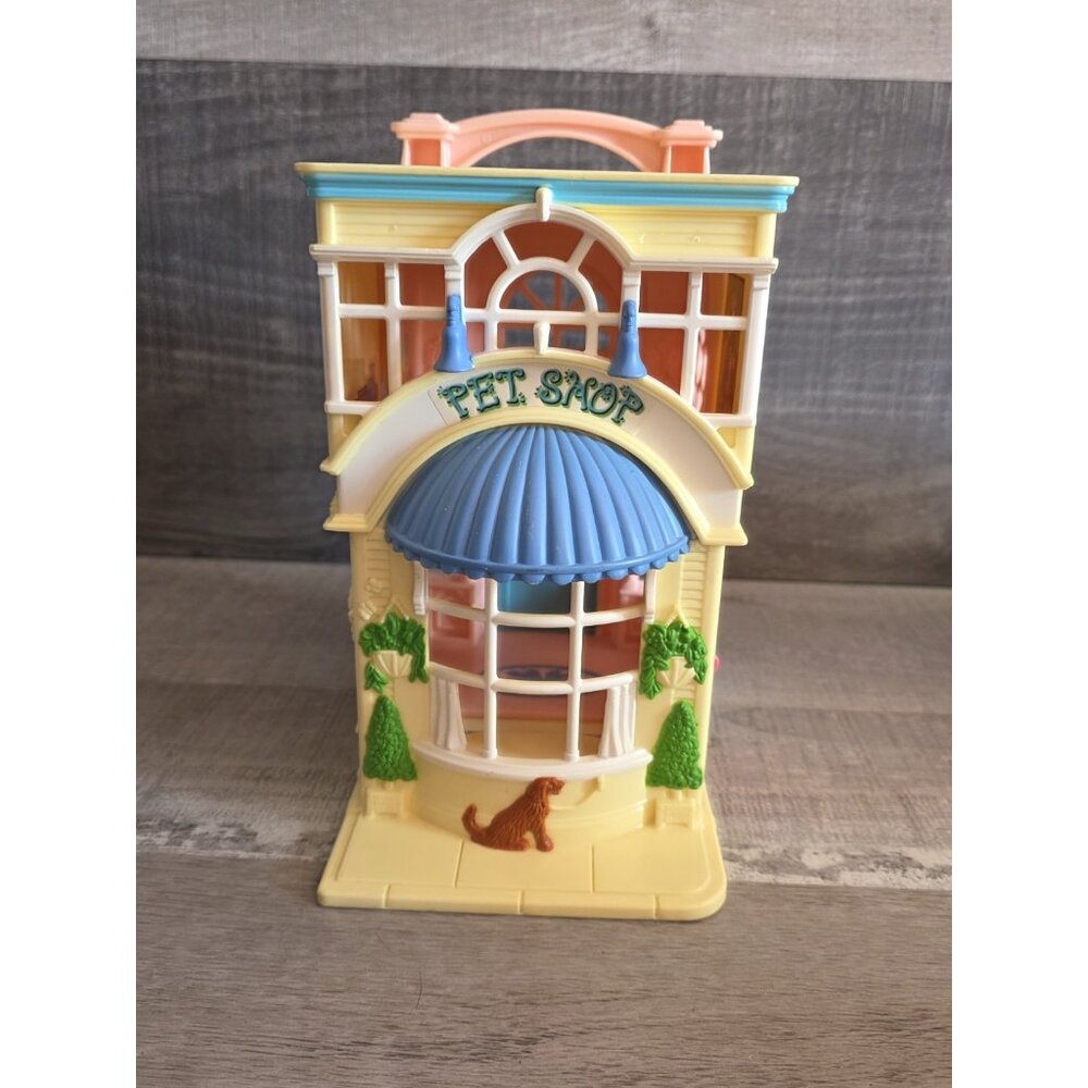Fisher Price Sweet Streets Pet Shop and Beauty Salon Vintage 2000s Playset g56